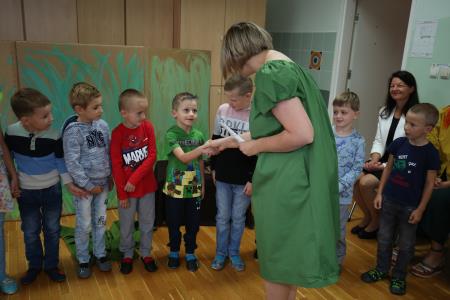 PRVOŠOLČKI UNEC 08 FOTO LJUBO VUKELIČ